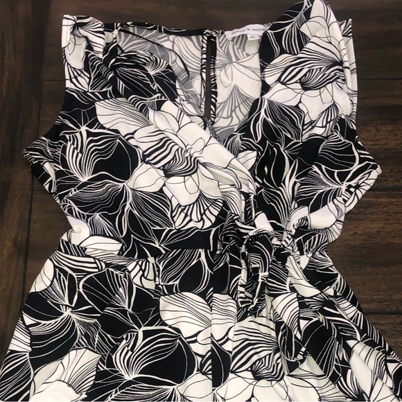 Spandex Blend Faux Wrap Romper - Picture 4 of 7